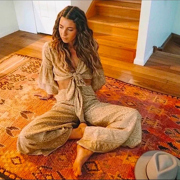 Spell & The Gypsy Wild Thing Top! - Picture 1 of 9